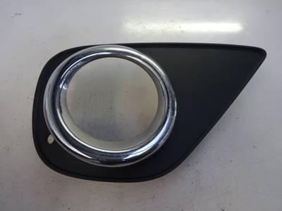 REJILLA PARAGOLPES DERECHA TOYOTA YARIS 2016 1.0 (69 CV)