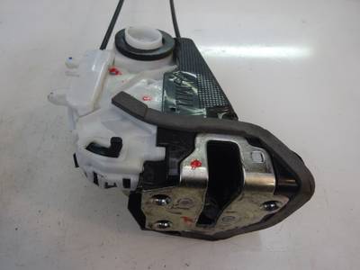 CERRADURA PUERTA TRASERA DERECHA TOYOTA YARIS 2016 1.0 (69 CV)