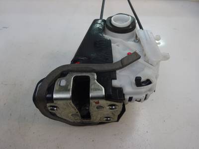 CERRADURA PUERTA TRASERA IZQUIERDA TOYOTA YARIS 2016 1.0 (69 CV)