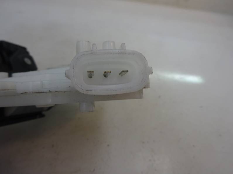 CERRADURA MALETERO PORTON TOYOTA YARIS 2016 1.0 (69 CV)