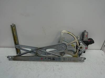 ELEVALUNAS DELANTERO DERECHO TOYOTA YARIS 2016 1.0 (69 CV)