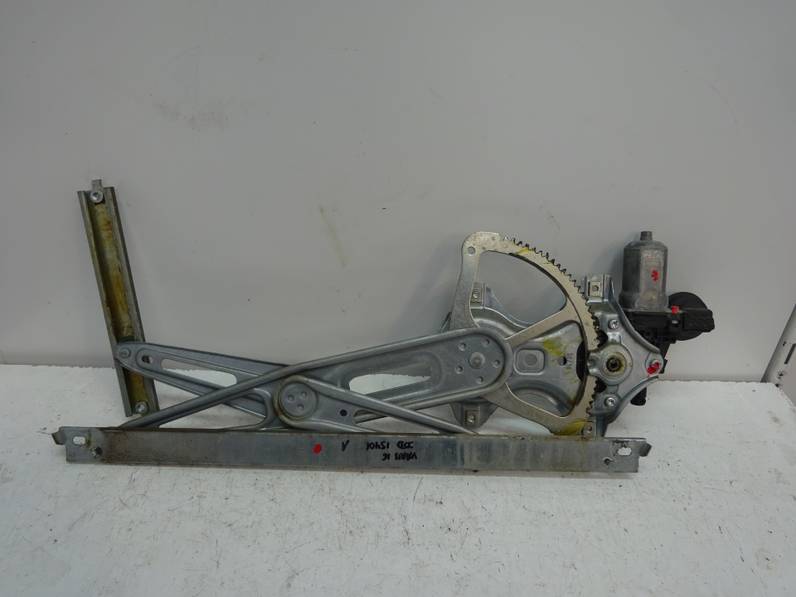 ELEVALUNAS DELANTERO DERECHO TOYOTA YARIS 2016 1.0 (69 CV)