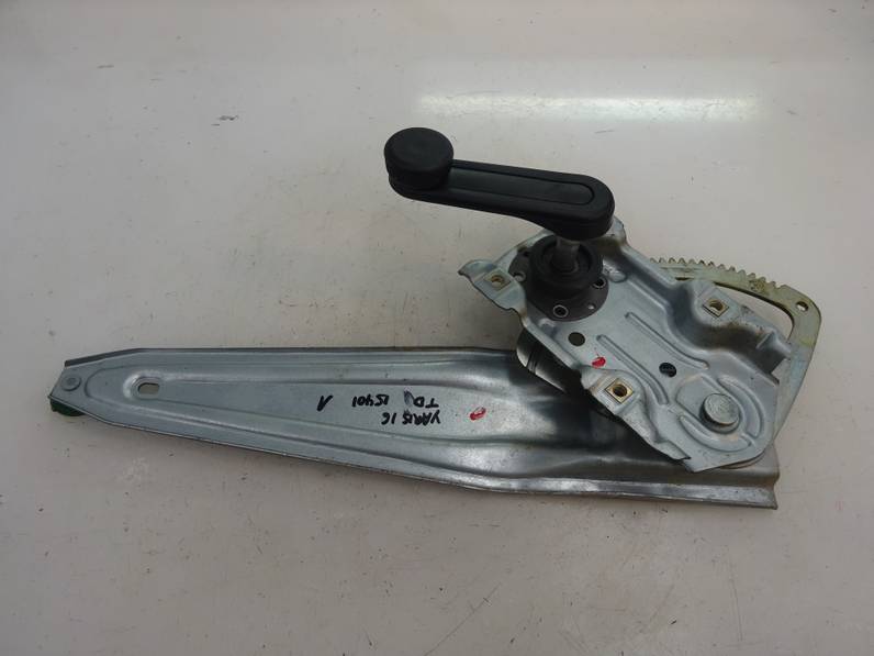 ELEVALUNAS TRASERO DERECHO TOYOTA YARIS 2016 1.0 (69 CV)