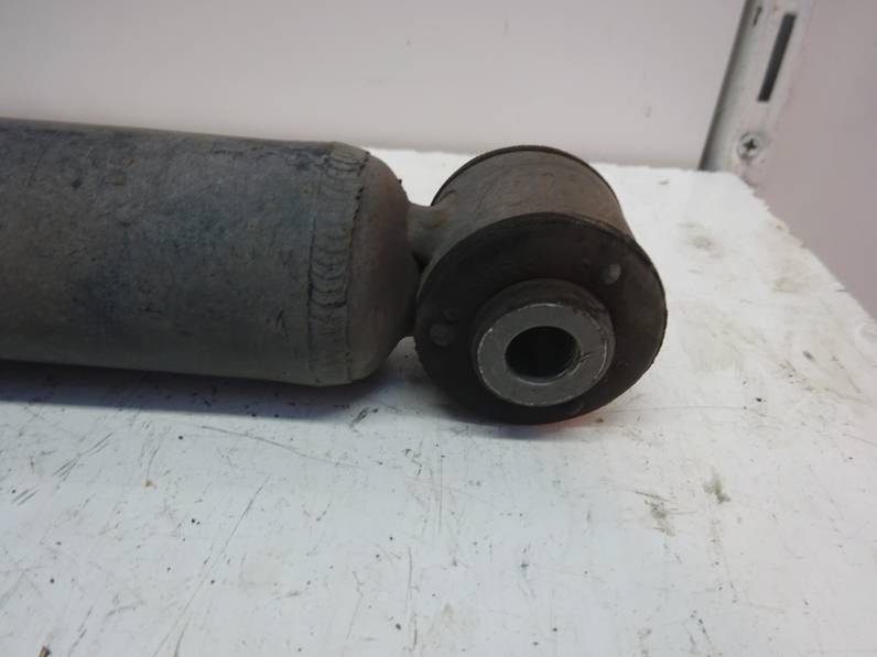 AMORTIGUADOR TRASERO DERECHO TOYOTA YARIS 2016 1.0 (69 CV)