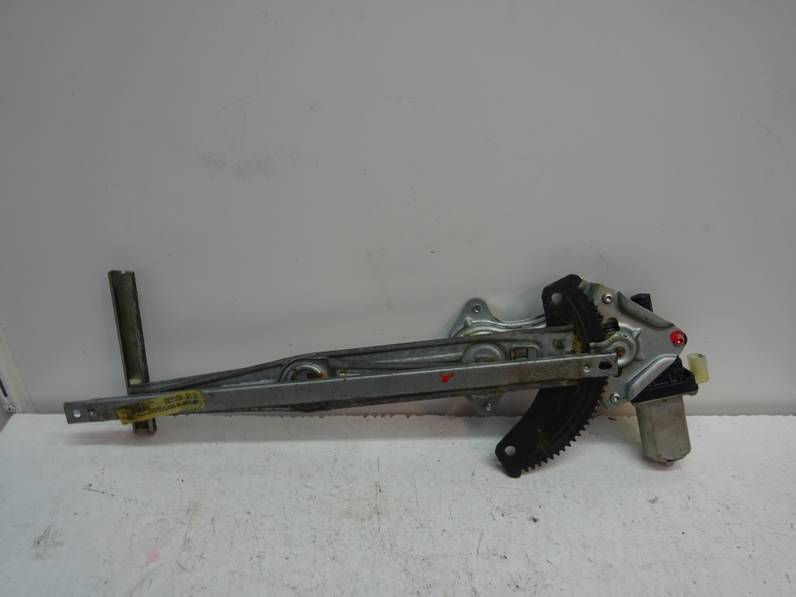 ELEVALUNAS DELANTERO IZQUIERDO NISSAN MICRA 2013 1.2 (80 CV)