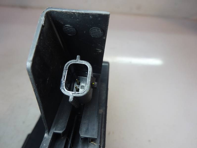 CERRADURA PUERTA TRASERA DERECHA DACIA LOGAN MCV II 2015 1.5 DCI D FAP (90 CV)