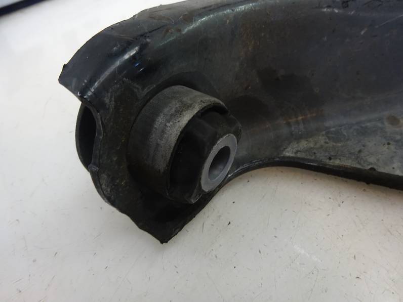 BRAZO SUSPENSION INFERIOR DELANTERO IZQUIERDO DACIA LOGAN MCV II 2015 1.5 DCI D FAP (90 CV)