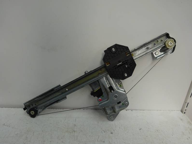 ELEVALUNAS DELANTERO IZQUIERDO DACIA LOGAN MCV II 2015 1.5 DCI D FAP (90 CV)