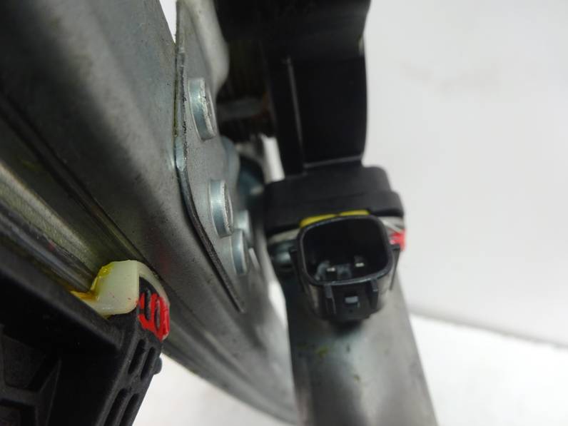 ELEVALUNAS TRASERO DERECHO DACIA LOGAN MCV II 2015 1.5 DCI D FAP (90 CV)