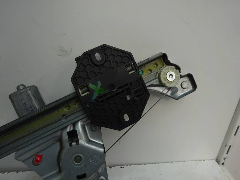 ELEVALUNAS TRASERO IZQUIERDO DACIA LOGAN MCV II 2015 1.5 DCI D FAP (90 CV)