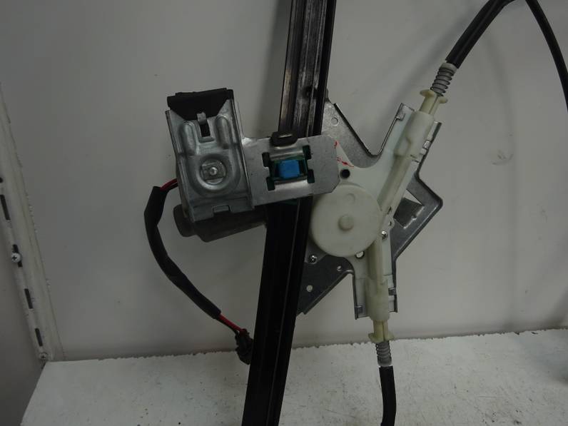 ELEVALUNAS DELANTERO IZQUIERDO SEAT IBIZA 1999 1.9 TDI (90 CV)