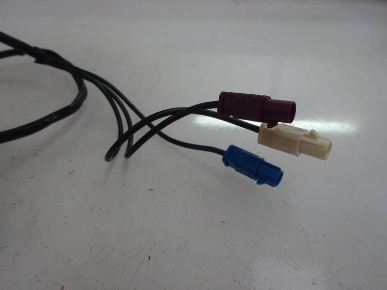 ANTENA RENAULT CLIO III 2012 1.6 16V (112 CV)