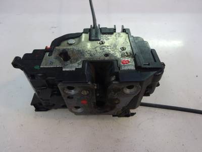 CERRADURA PUERTA TRASERA DERECHA RENAULT CLIO III 2012 1.6 16V (112 CV)