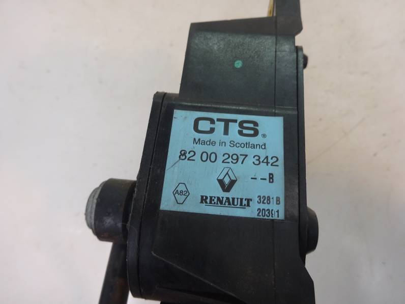 POTENCIOMETRO PEDAL RENAULT CLIO III 2012 1.6 16V (112 CV)