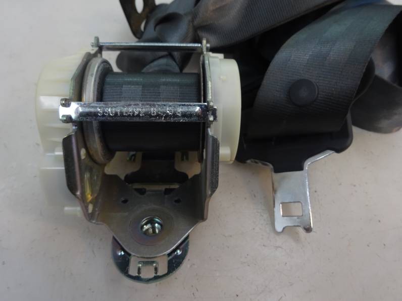 CINTURON SEGURIDAD TRASERO DERECHO RENAULT CLIO III 2012 1.6 16V (112 CV)