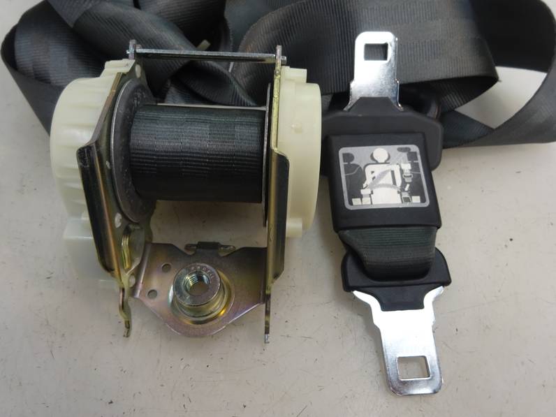 CINTURON SEGURIDAD TRASERO CENTRAL RENAULT CLIO III 2012 1.6 16V (112 CV)