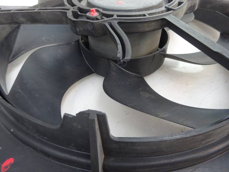 ELECTROVENTILADOR RENAULT CLIO III 2012 1.6 16V (112 CV)