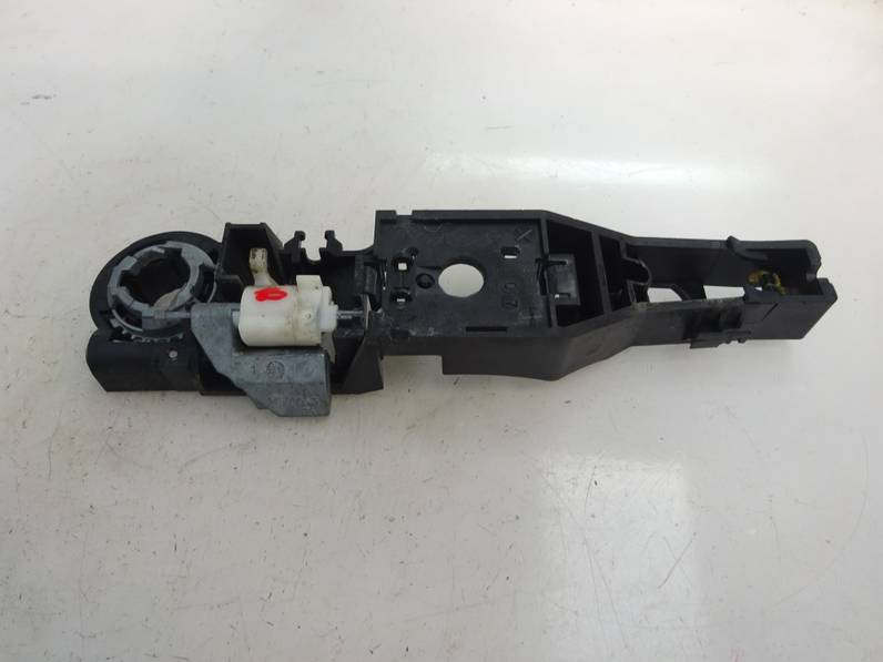 MANETA EXTERIOR TRASERA IZQUIERDA RENAULT CLIO III 2012 1.6 16V (112 CV)