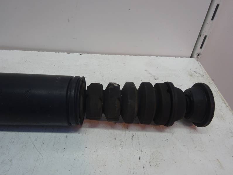 AMORTIGUADOR TRASERO RENAULT CLIO III 2012 1.6 16V (112 CV)