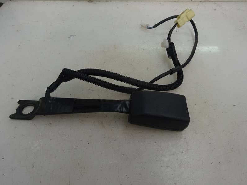 CINTURON SEGURIDAD DELANTERO DERECHO TOYOTA YARIS 2006 1.3 (87 CV)