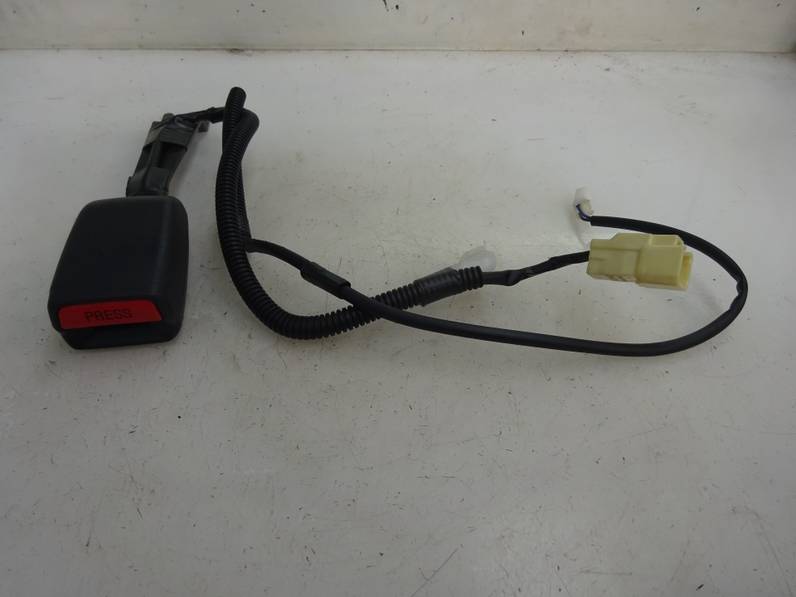 CINTURON SEGURIDAD DELANTERO DERECHO TOYOTA YARIS 2006 1.3 (87 CV)