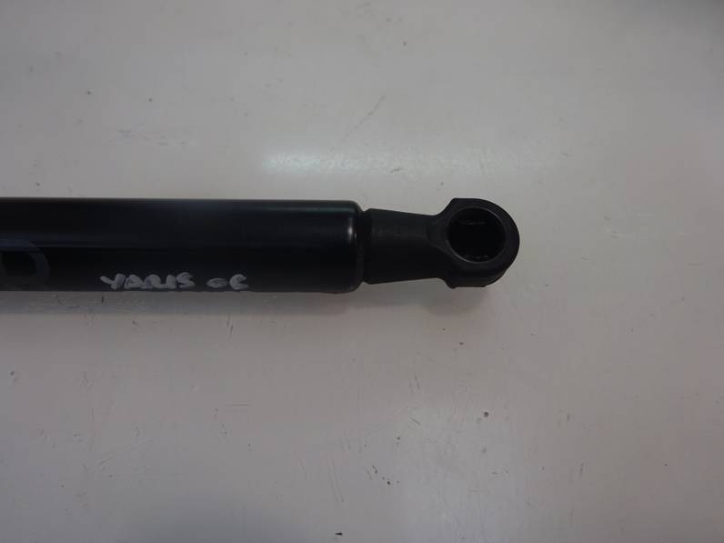 AMORTIGUADOR MALETERO PORTON TOYOTA YARIS 2006 1.3 (87 CV)