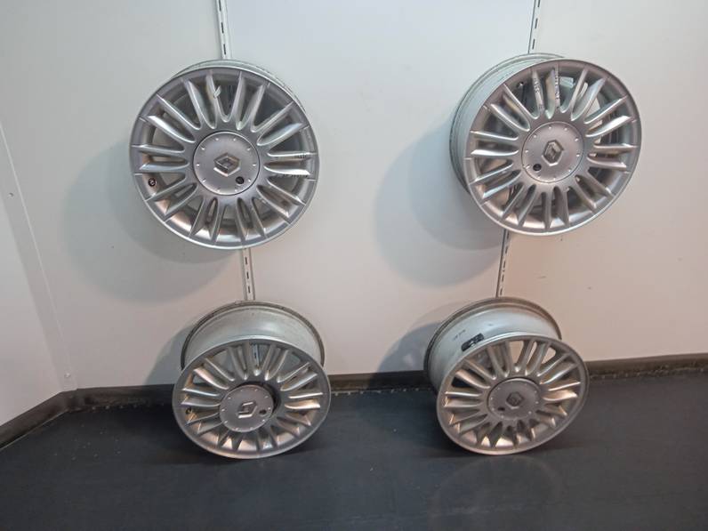 LLANTA RENAULT MEGANE II CLASSIC BERLINA 2007 1.9 DCI D (131 CV)