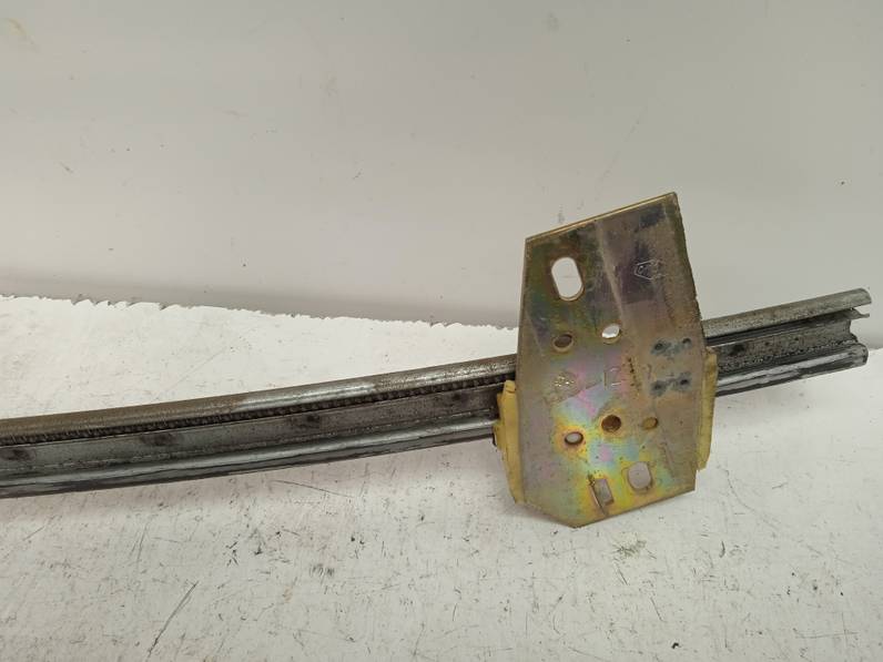 ELEVALUNAS DELANTERO IZQUIERDO RENAULT 21 BERLINA 1987 2.0 (116 CV)