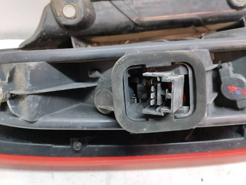 PILOTO TRASERO DERECHO FIAT PUNTO BERLINA 2007 1.4 (95 CV)