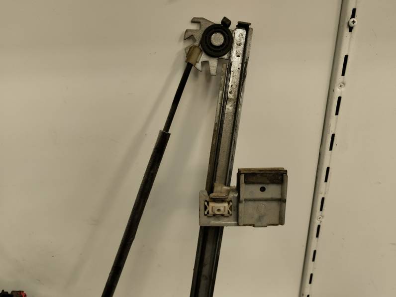 ELEVALUNAS DELANTERO IZQUIERDO FORD FOCUS BERLINA 2002 1.8 TDDI TURBODIESEL (90 CV)