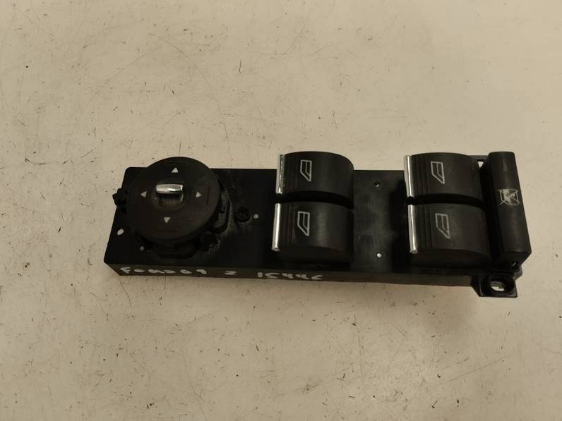 MANDO ELEVALUNAS DELANTERO IZQUIERDO FORD FOCUS LIM 2009 2.0 TDCI (136 CV)