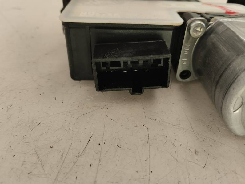 MOTOR ELEVALUNAS TRASERO IZQUIERDO SEAT LEON 2020 1.5 16V TSI ACT (131 CV)