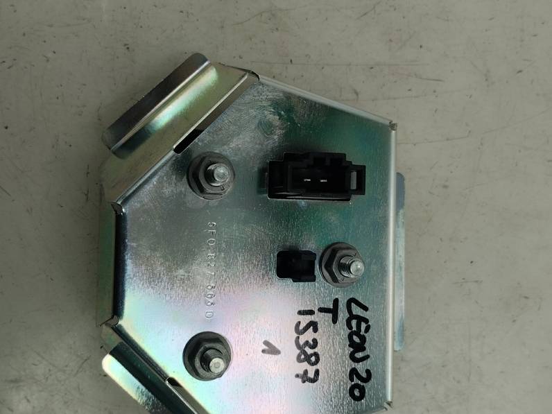 MANETA EXTERIOR PORTON SEAT LEON 2020 1.5 16V TSI ACT (131 CV)