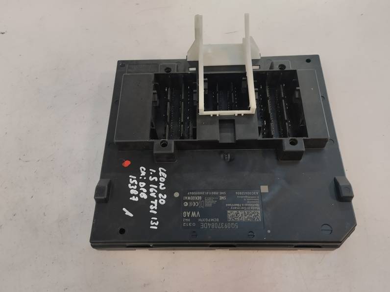 CAJA RELES FUSIBLES SEAT LEON 2020 1.5 16V TSI ACT (131 CV)