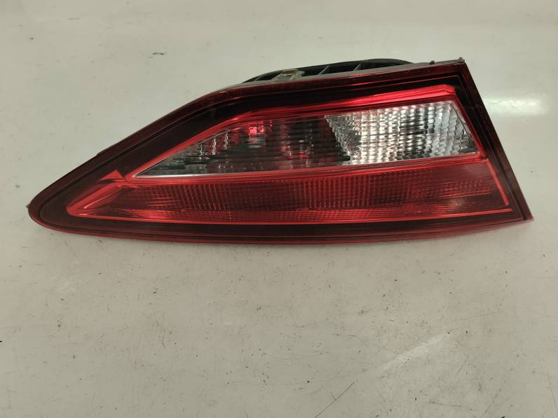 PILOTO TRASERO IZQUIERDO SEAT LEON 2020 1.5 16V TSI ACT (131 CV)