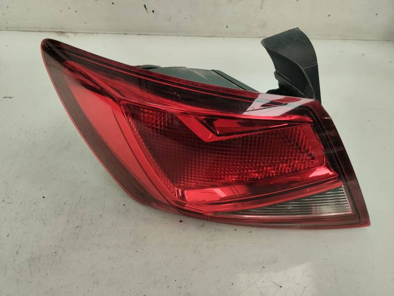 PILOTO TRASERO IZQUIERDO SEAT LEON 2020 1.5 16V TSI ACT (131 CV)