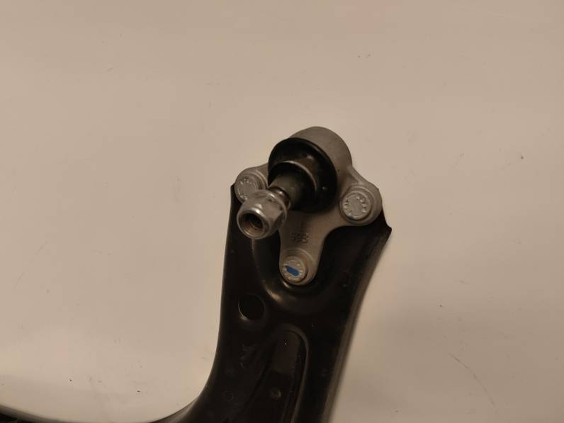 BRAZO SUSPENSION INFERIOR DELANTERO IZQUIERDO SEAT LEON 2020 1.5 16V TSI ACT (131 CV)