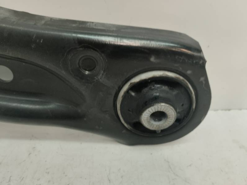 BRAZO SUSPENSION INFERIOR DELANTERO DERECHO SEAT LEON 2020 1.5 16V TSI ACT (131 CV)