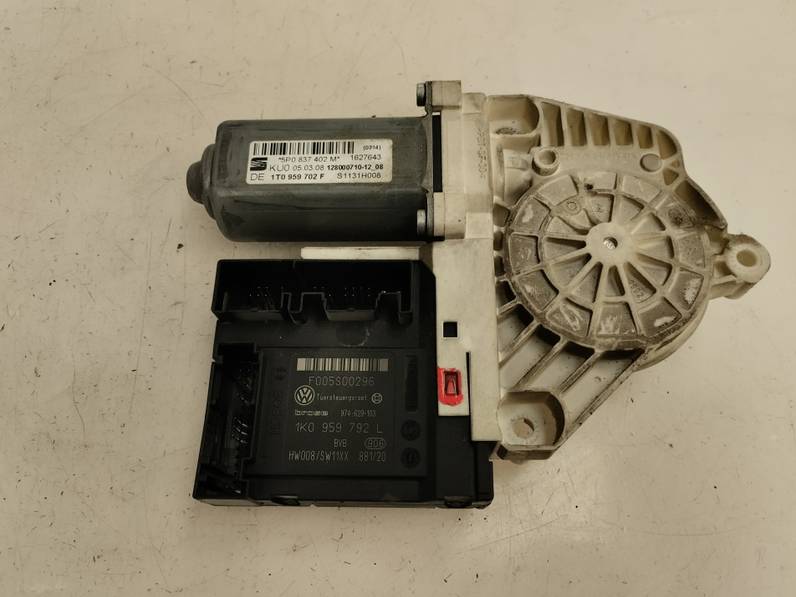 MOTOR ELEVALUNAS DELANTERO DERECHO SEAT ALTEA 2009 1.9 TDI (105 CV)