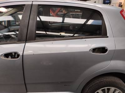 PUERTA TRASERA IZQUIERDA FIAT PUNTO BERLINA 2007 1248 (90CV)