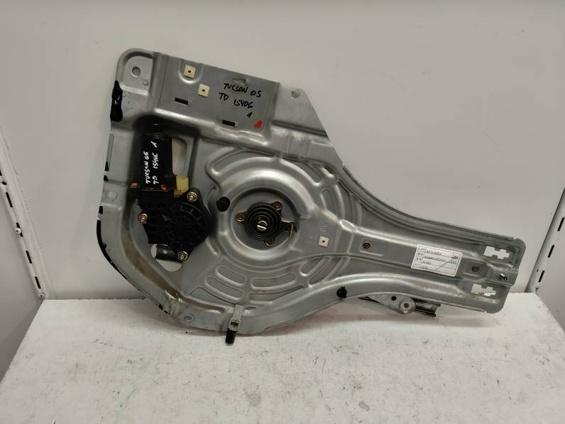 ELEVALUNAS TRASERO DERECHO HYUNDAI TUCSON 2005 2.0 CRDI (113 CV)