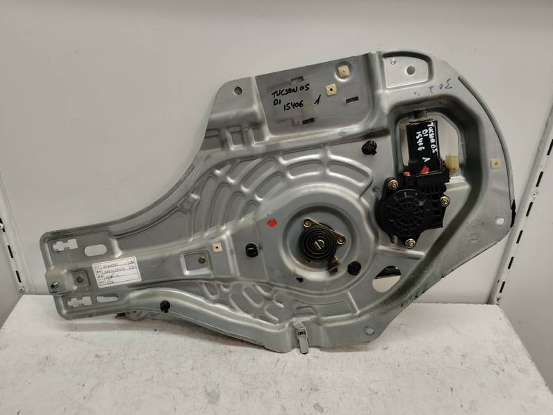 ELEVALUNAS DELANTERO IZQUIERDO HYUNDAI TUCSON 2005 2.0 CRDI (113 CV)