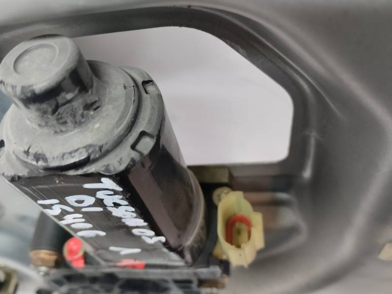 ELEVALUNAS DELANTERO IZQUIERDO HYUNDAI TUCSON 2005 2.0 CRDI (113 CV)