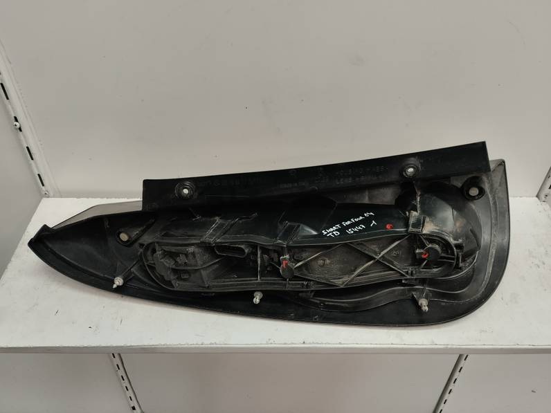 PILOTO TRASERO DERECHO SMART FORFOUR 2004 1.1 (75 CV)