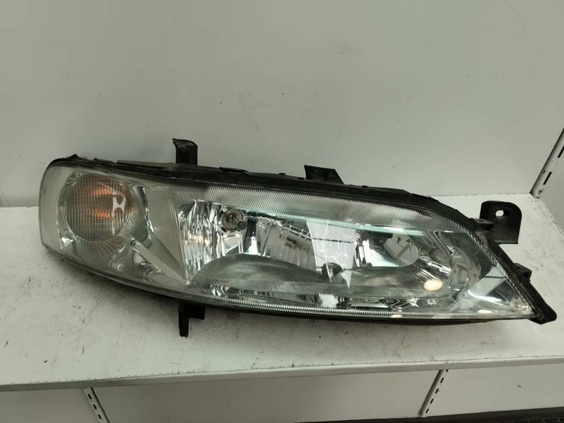 FARO DERECHO OPEL VECTRA B BERLINA 1999 2.0 DTI (101 CV)