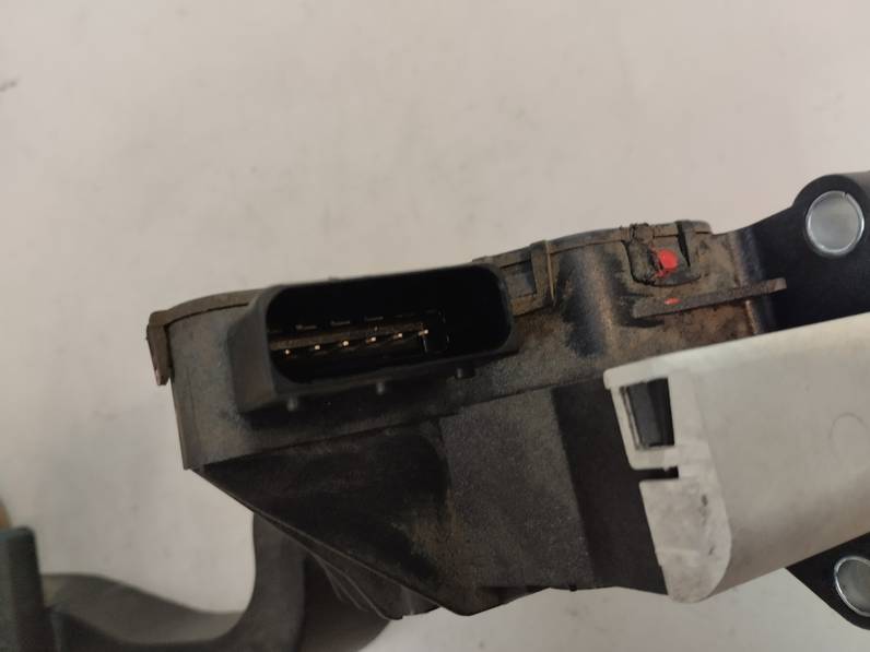 POTENCIOMETRO PEDAL OPEL CORSA D 2013 1.2 (86 CV)