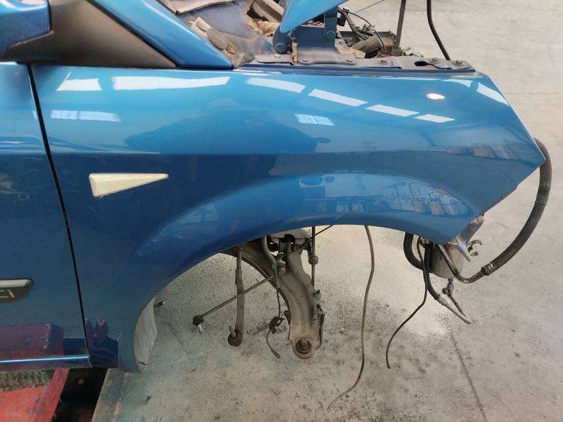 ALETA DELANTERA DERECHA RENAULT SCENIC II 2005 1.9 DCI D (120 CV)