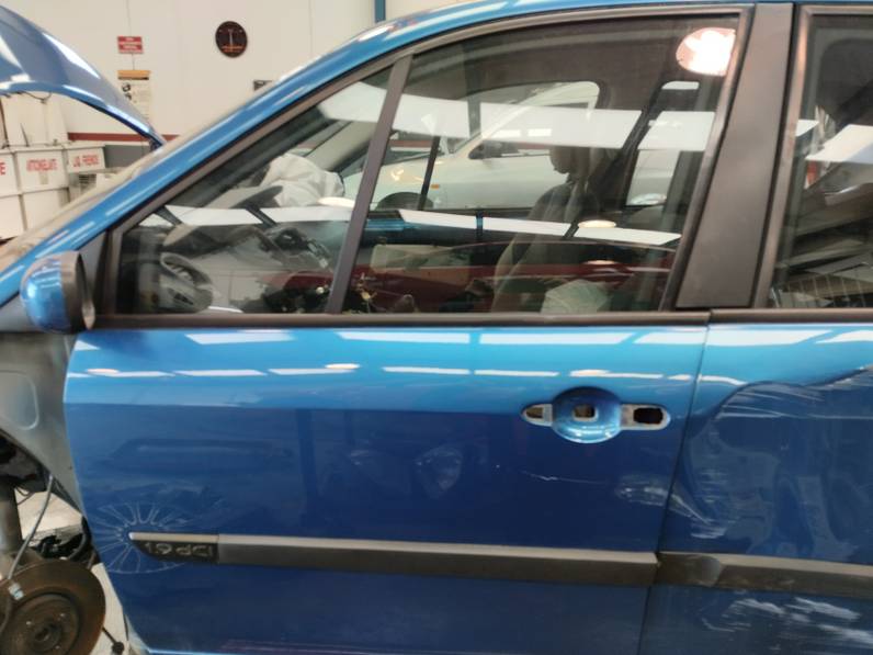 PUERTA DELANTERA IZQUIERDA RENAULT SCENIC II 2005 1.9 DCI D (120 CV)