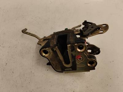 CERRADURA PUERTA TRASERA IZQUIERDA OPEL MONTEREY 1992 3.1 TURBODIESEL (114 CV)