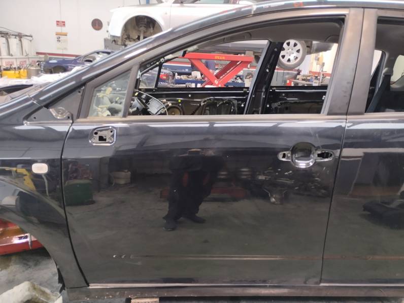 PUERTA DELANTERA IZQUIERDA TOYOTA COROLLA VERSO 2008 1.8 16V (129 CV)